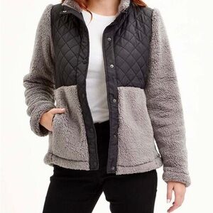 NWT Steve Madden Women’s 1X Quilted Fleece Black and Gray Jacket